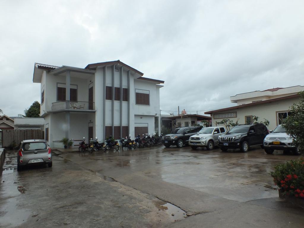 Avalon Residence Savannakhet Exterior photo